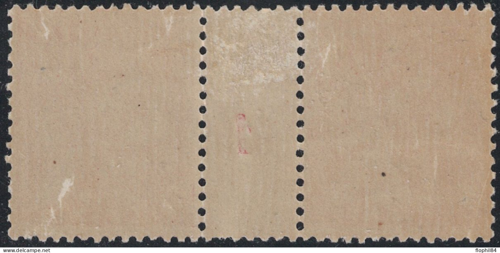 LEVANT - MOUCHON 10c N°14 - MILLESIME 1 - AVEC TRACE LEGERE DE CHARNIERE. - Unused Stamps