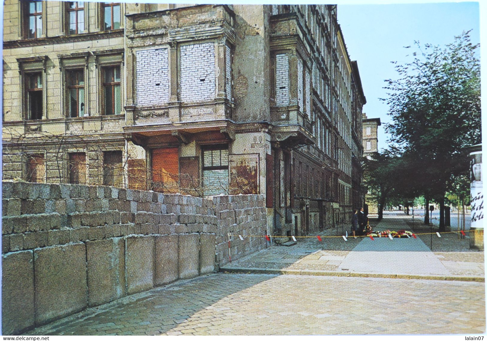 Carte Postale : BERLIN : Bernauer Strasse - Berliner Mauer