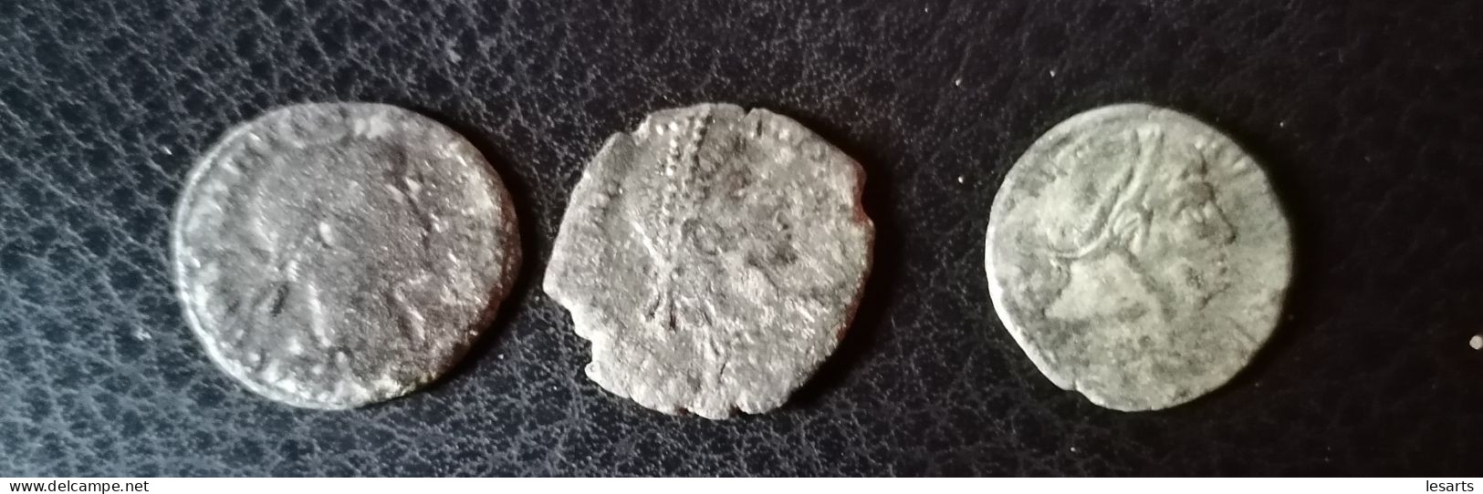 3 Monnaies Romaines. A Déchiffrer. - Other & Unclassified