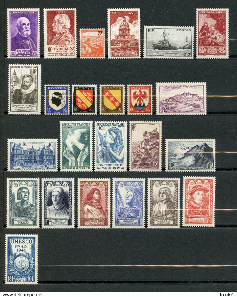 France, Yvert Année Complète Luxe 1946**, 748/771, 24 Timbres, MNH - 1940-1949