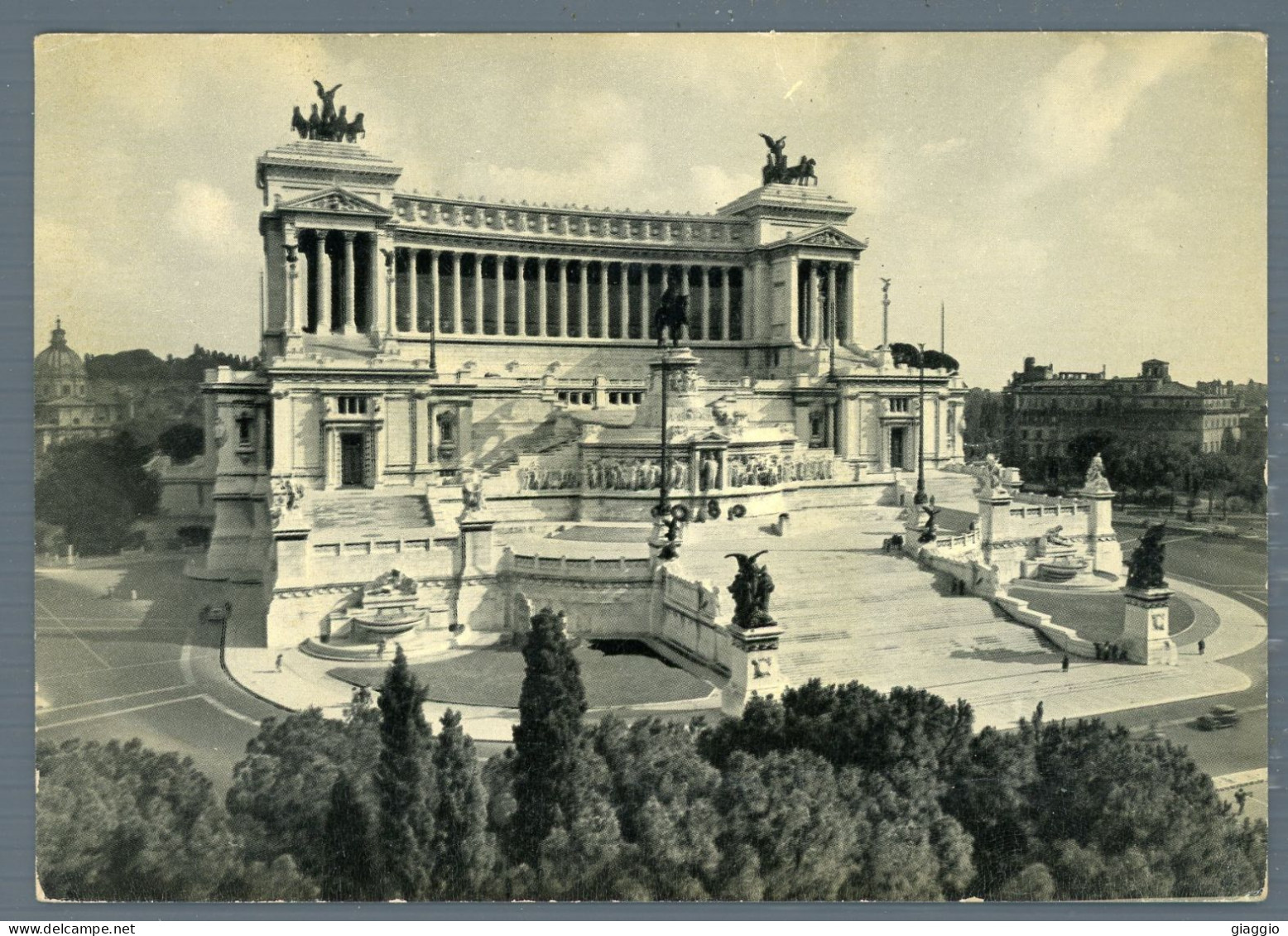 °°° Cartolina - Roma N. 67 Altare Della Patria Viaggiata °°° - Altare Della Patria