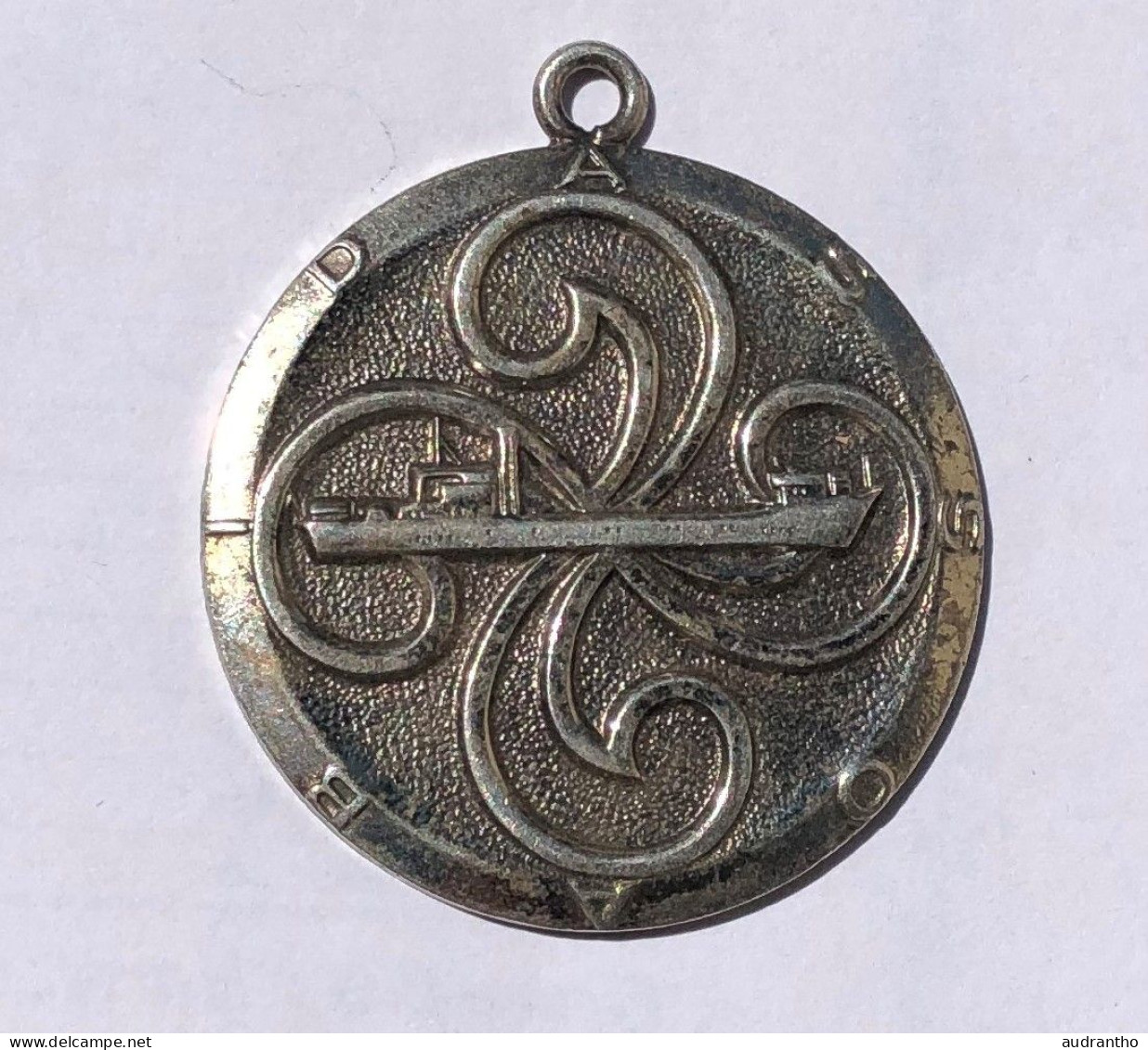 Médaille ?? Bâtiment De Débarquement De Chars Bidassoa - A. B. Paris - Navire Marine Française - Bateaux