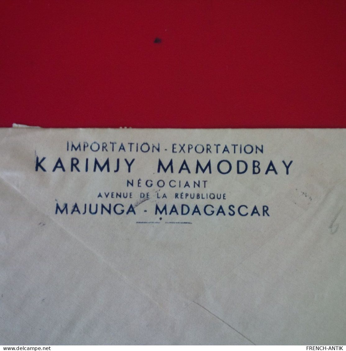 LETTRE MADAGASCAR MAJUNGA KARIMJY MAMODBAY NEGOCIANT POUR TROYES PAR AVION - Covers & Documents