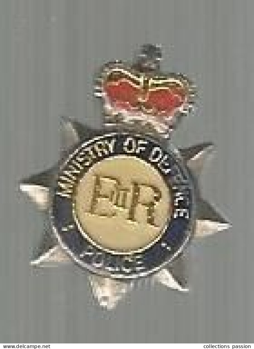 Insigne, POLICE, UK, Royaume Uni, Ministry Of DEFENCE, 20 X 16 Mm, 2 Scans - Police