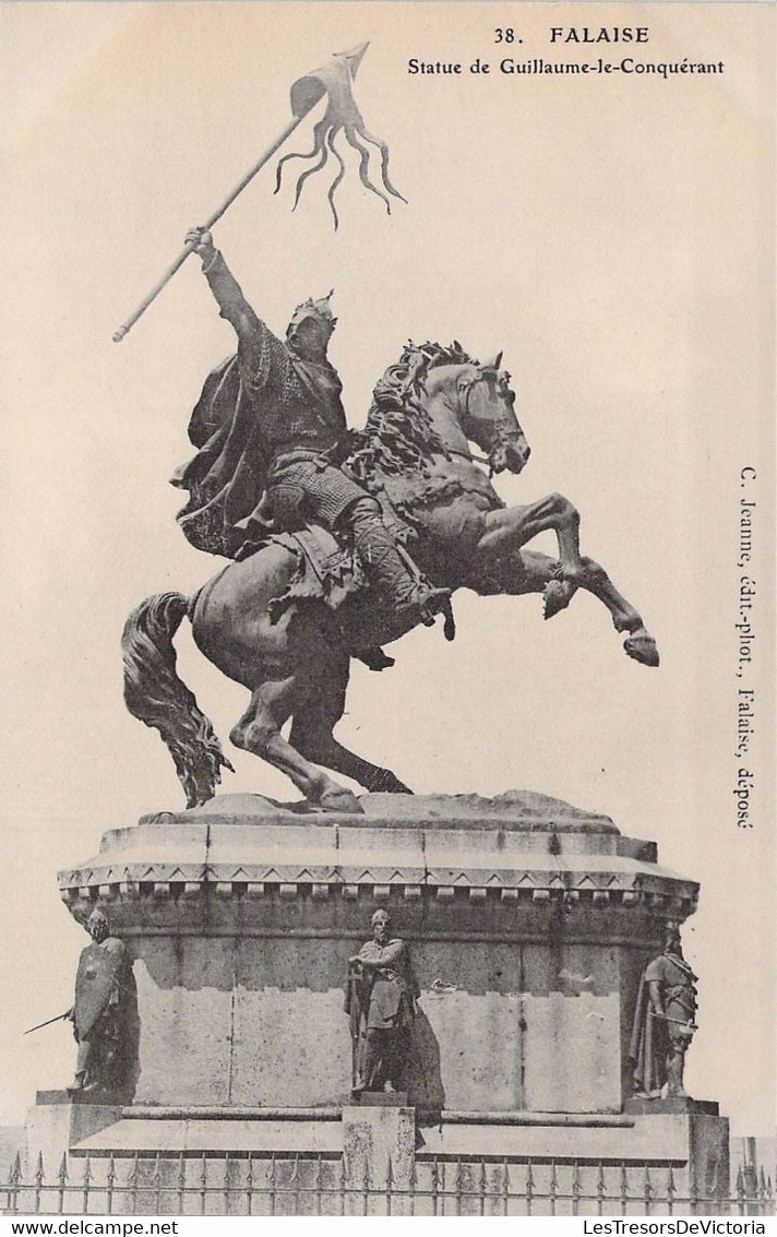 CPA - 14 - FALAISE - Statue De Guillaume Le Conquérant - Falaise