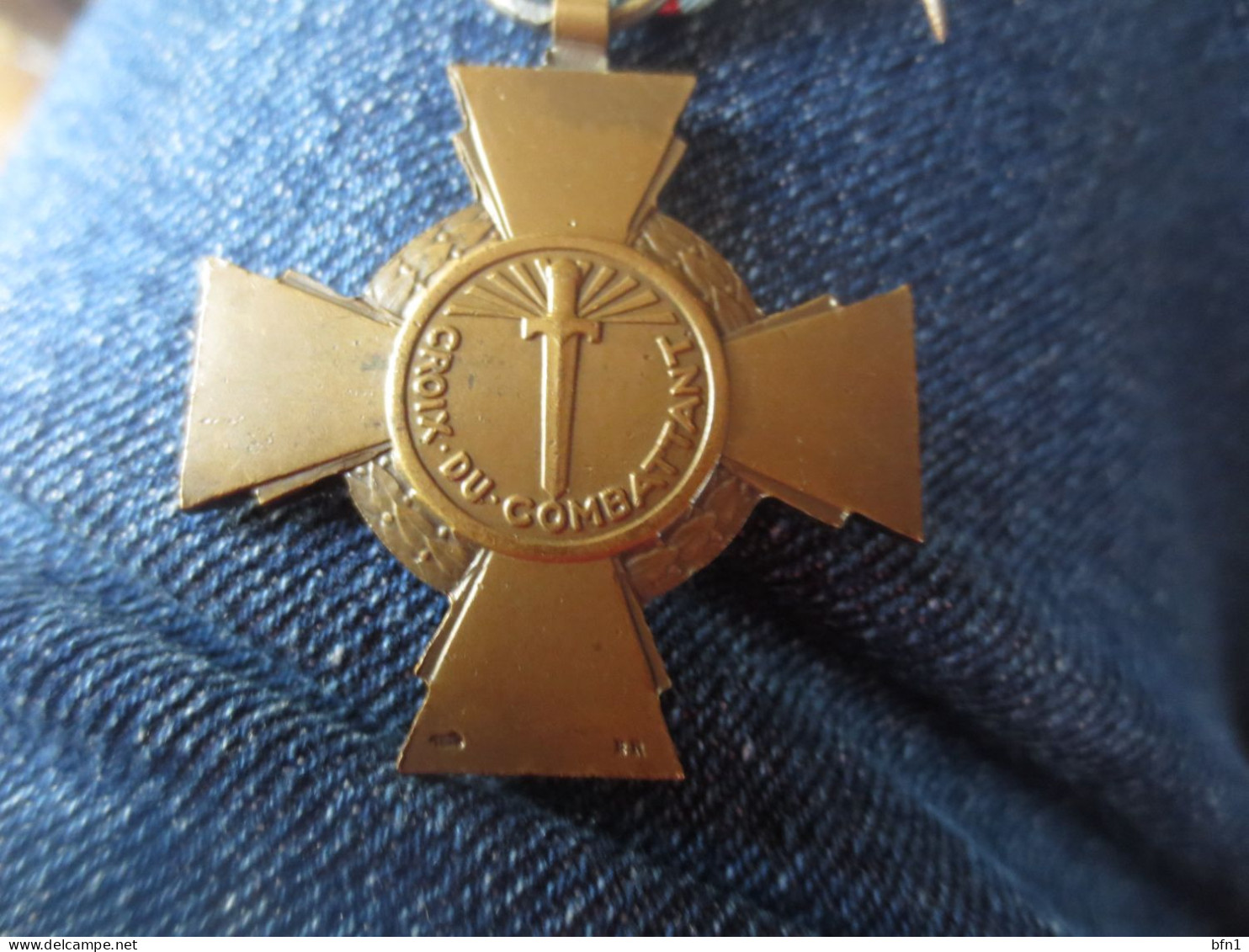 MEDAILLE CROIX DU COMBATTANT - France