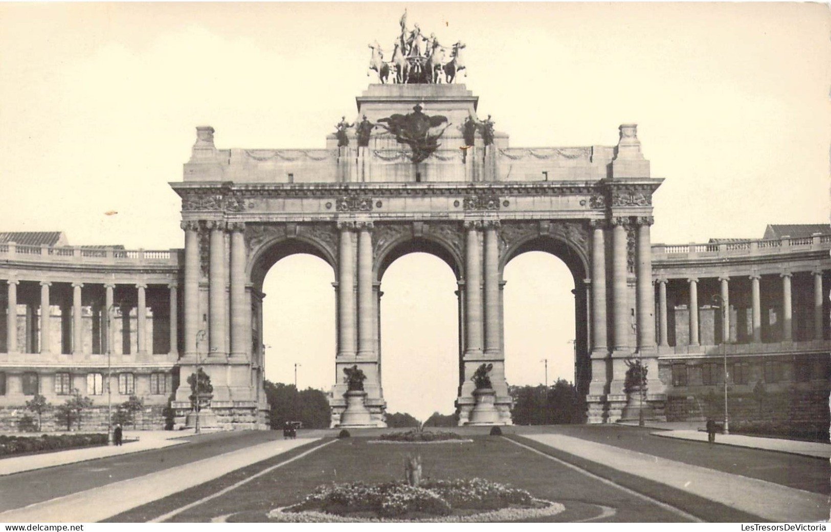 BELGIQUE - Bruxelles - Arcades Du Cinquantenaire - Carte Postale Ancienne - Monumenti, Edifici
