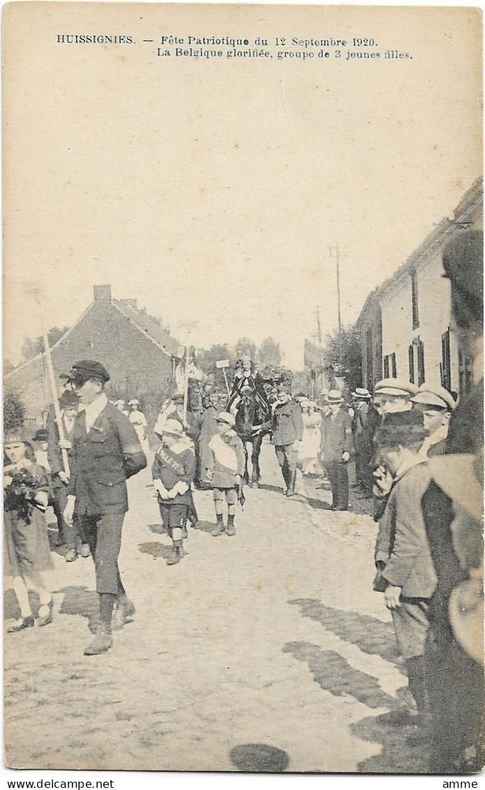 Huissignies   *    Fête Patriotique 12 Septembre 1920 - La Belgique Glorifée Groupe De 3 Jeunes Filles - Chievres