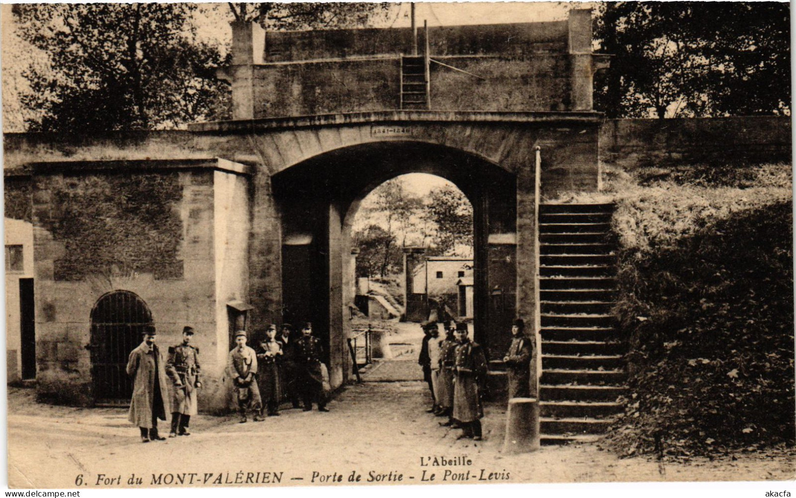 CPA Mont Valerien Porte De Sortie, Le Pont Levis FRANCE (1306598) - Mont Valerien