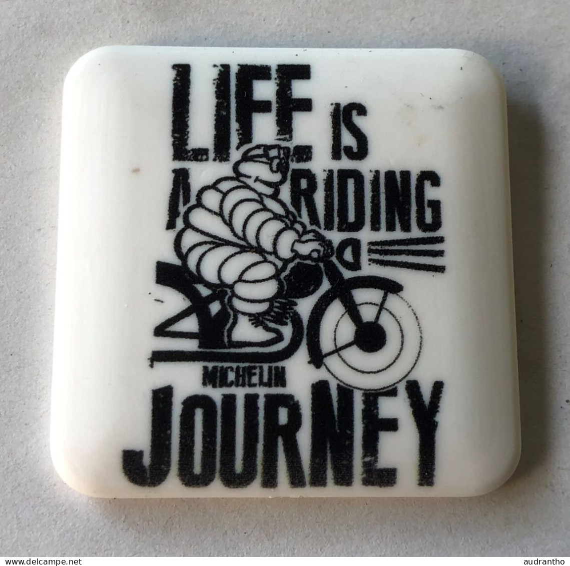 Badge Peu Courant MICHELIN Bibendum - Life Is A Riding Journey - Moto - Motorcycle UK - Moto