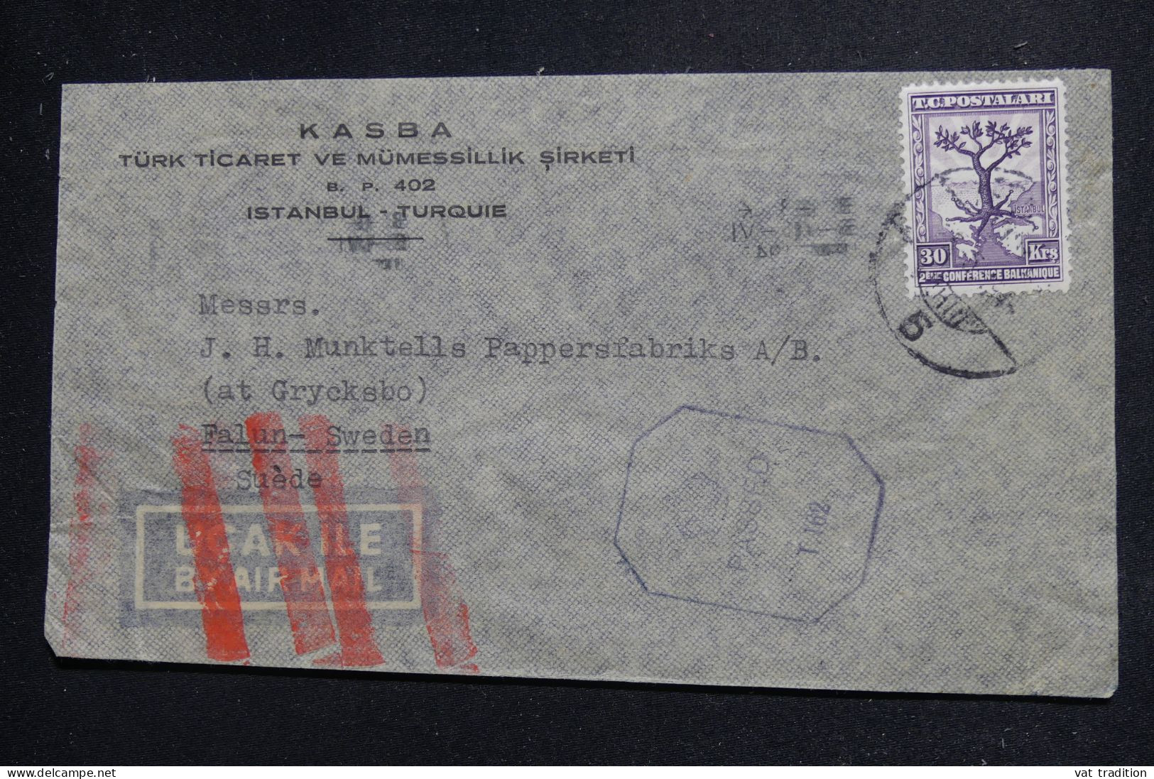 TURQUIE - Enveloppe Commerciale De Istanbul Pour La Suède Par Avion Via Damas En 1945 Avec Cachet De Censure - L 144413 - Lettres & Documents