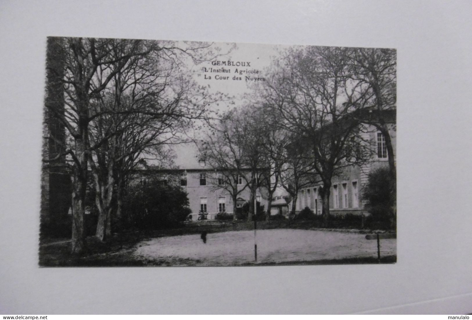 Gembloux - L'institut Agricole - La Cour Des Noyers - Gembloux