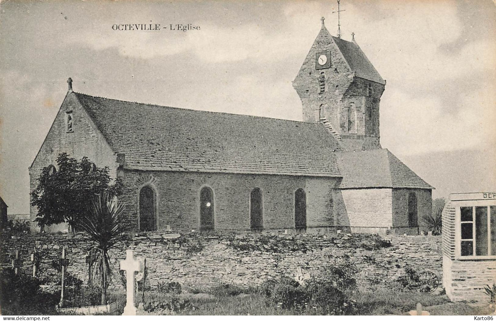 Octeville * L'église Du Village - Octeville
