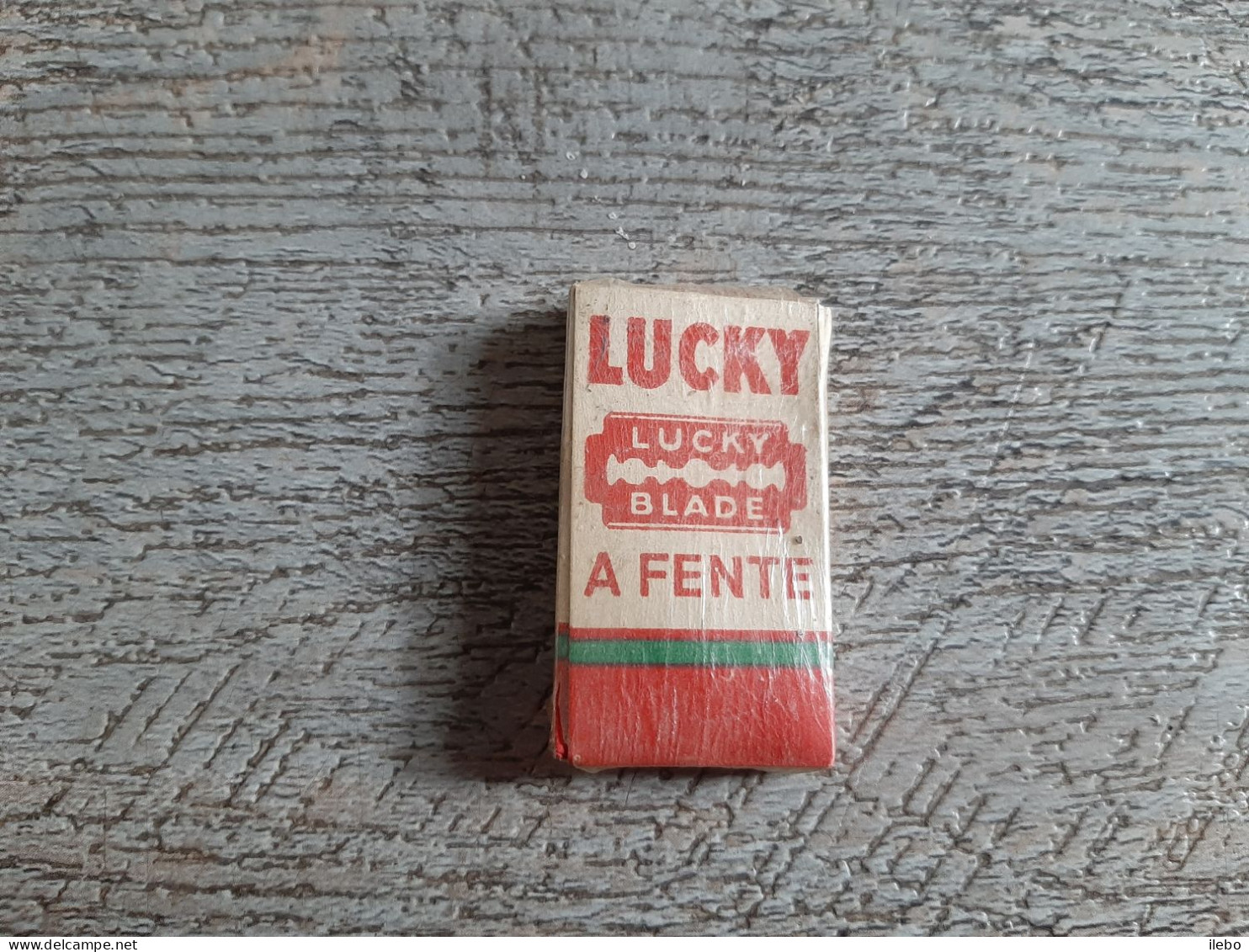 Ancienne Boîte Complète De 5 Lames De Rasoir Lucky A Fente - Lames De Rasoir