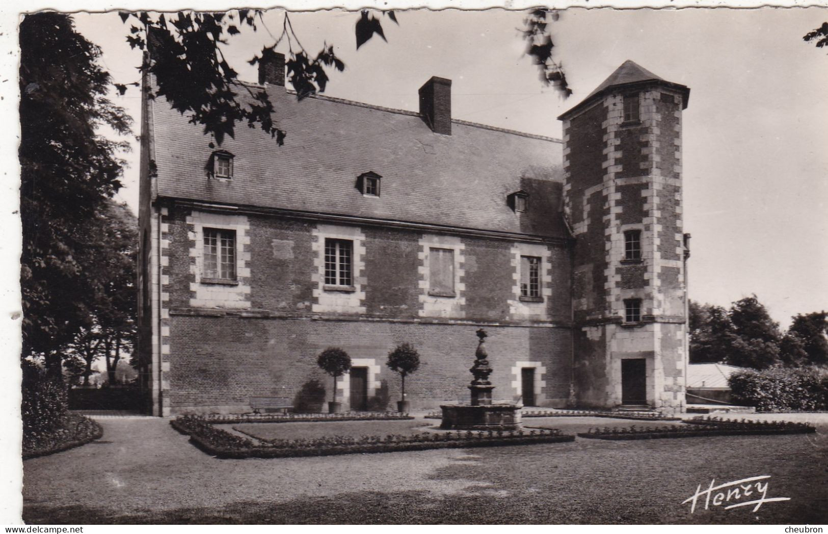 37. LA RICHE. CPA. PLESSIS LES TOURS..DEMEURE DE LOUIS XI. FACADE PRINCIPALE COTE OUEST. ANNEES 50 PETIT FORMAT - La Riche