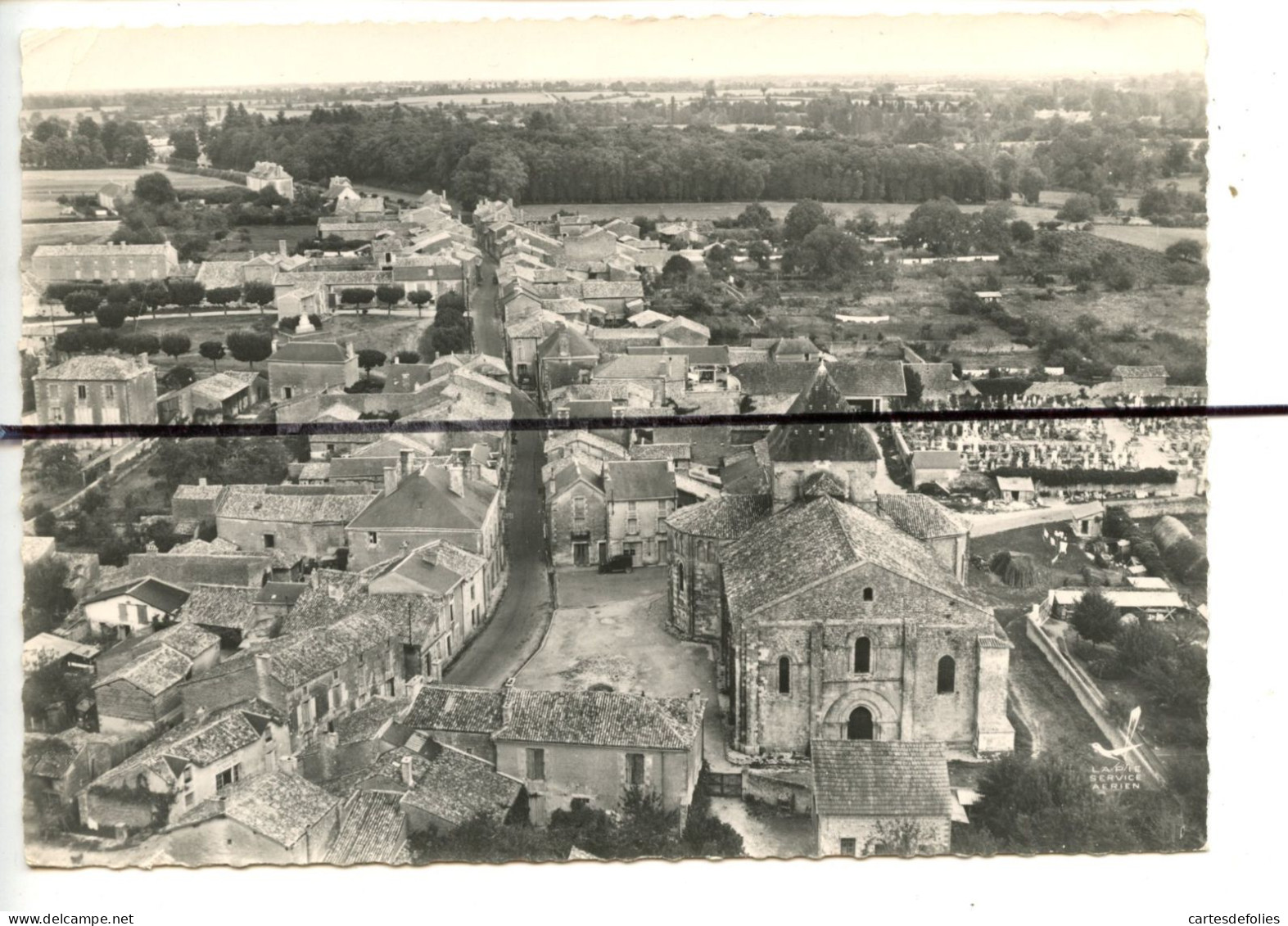 CPSM. GF. D86. VIENNE. En Avion Au Dessus De Saint Maurice De Gençay . Vue Générale . LAPIE ST-MAUR - Gencay