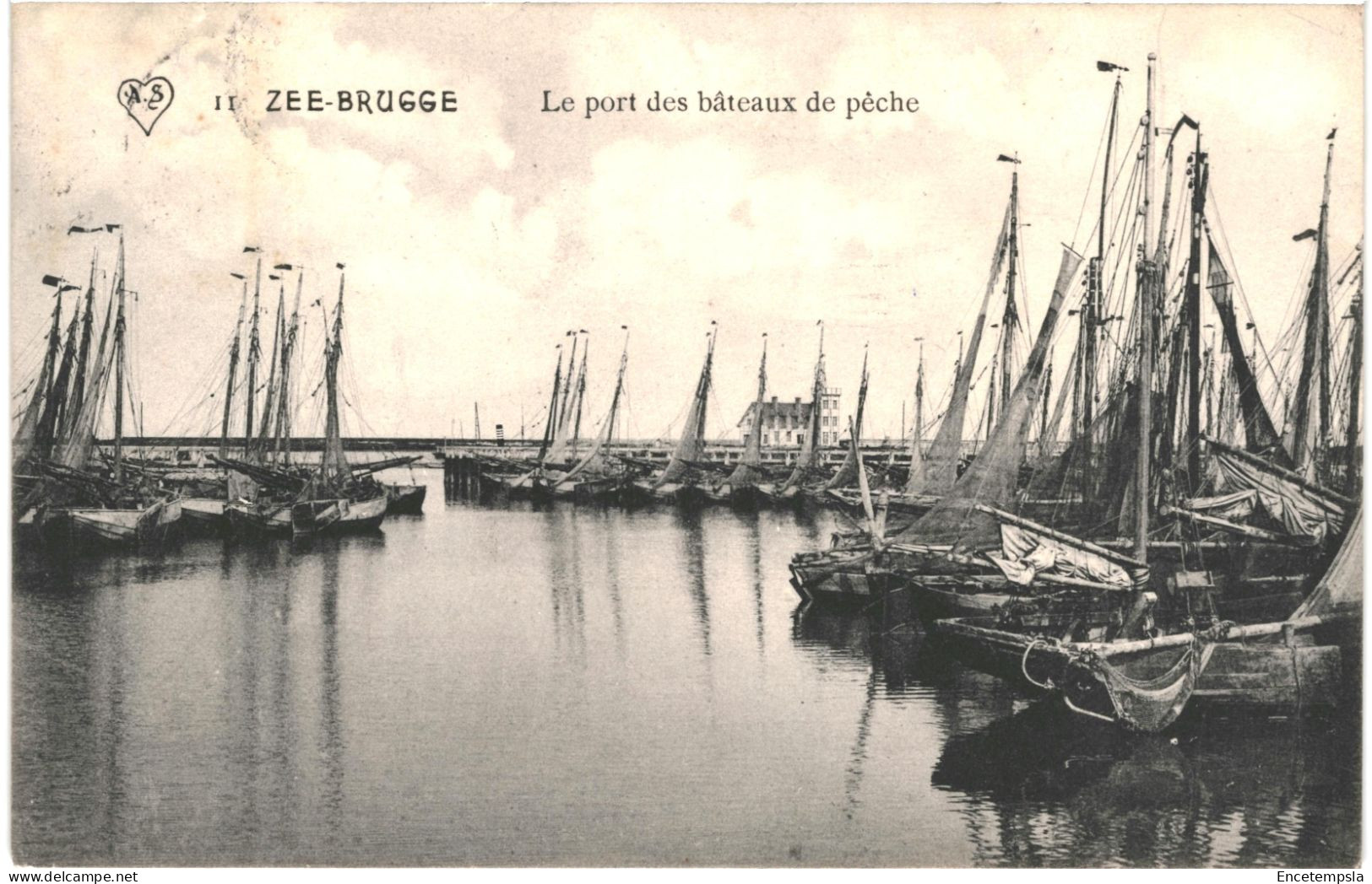 CPA  Carte Postale  Belgique Zeebrugge Port Des Bateaux De Pêche  VM68745ok - Zeebrugge