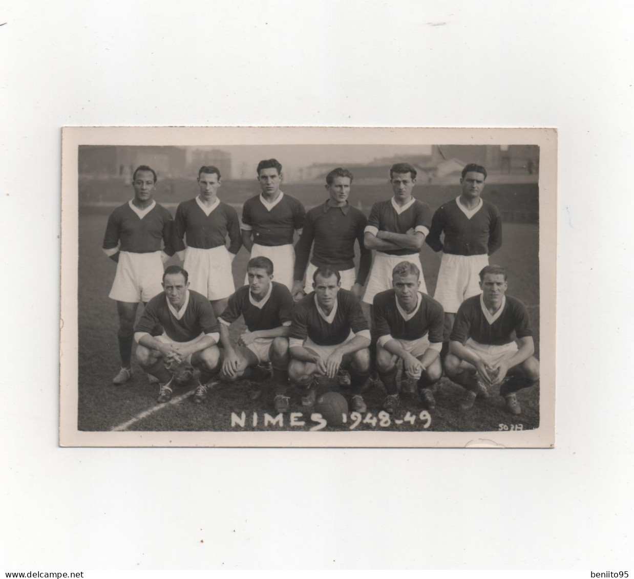 CARTE-PHOTO De L'équipe 1ère De Football De NIMES 1948-49. - Nîmes