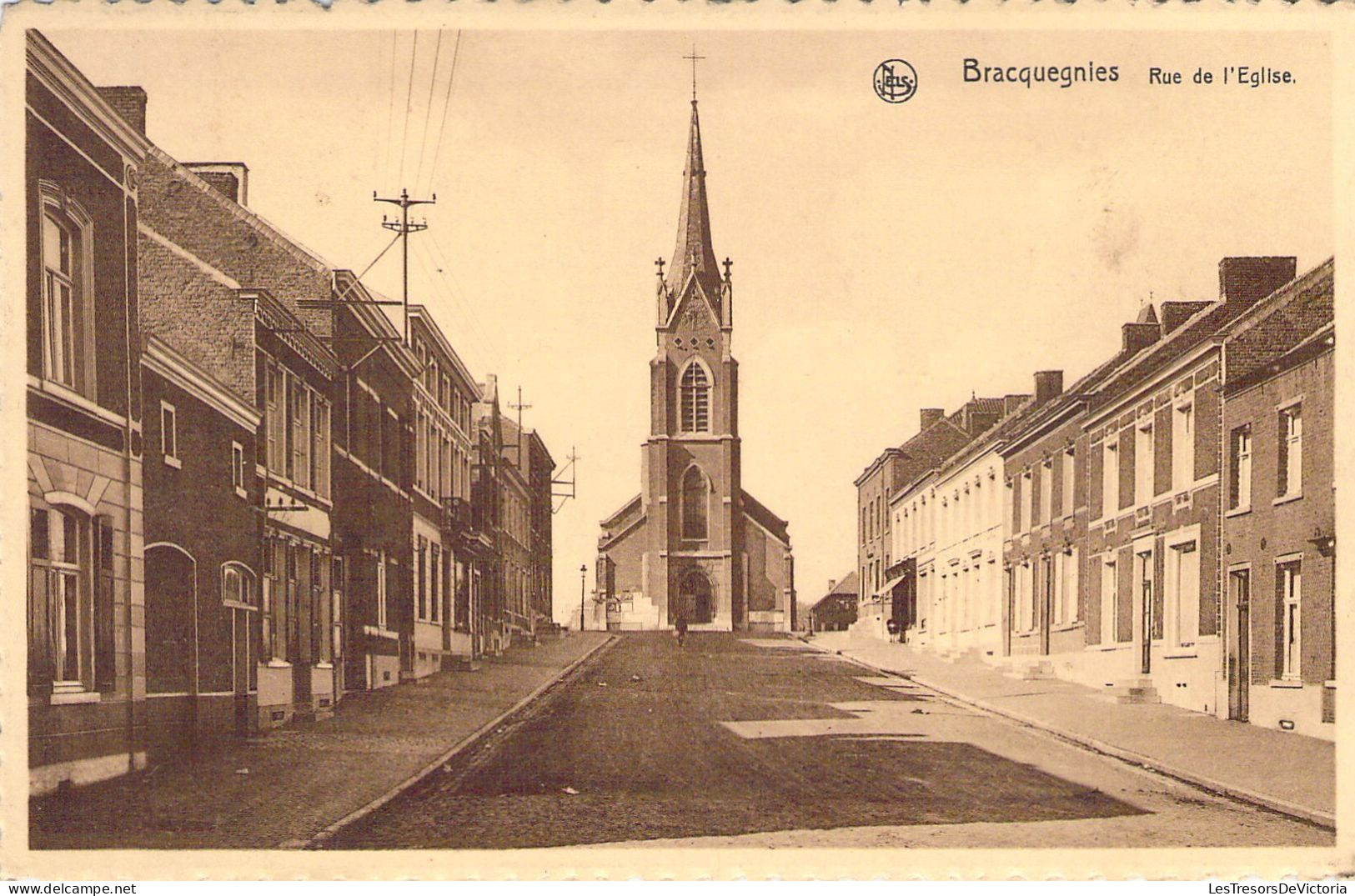 BELGIQUE - BRACQUEGNIES - Rue De L'Eglise  - Carte Postale Ancienne - La Louvière