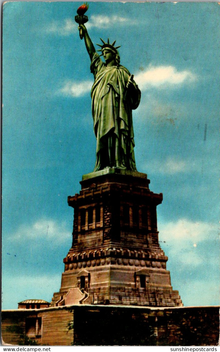 New York City Statue Of Liberty 1955 - Statue Of Liberty