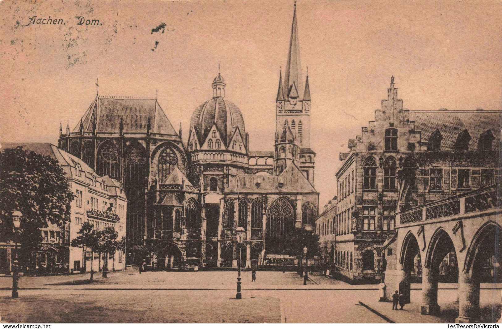 ALLEMAGNE - AACHEN: Rathaus - Aix La Chapelle - Hôtel De Ville - Parvis - Animé- Carte Postale Ancienne - Aken