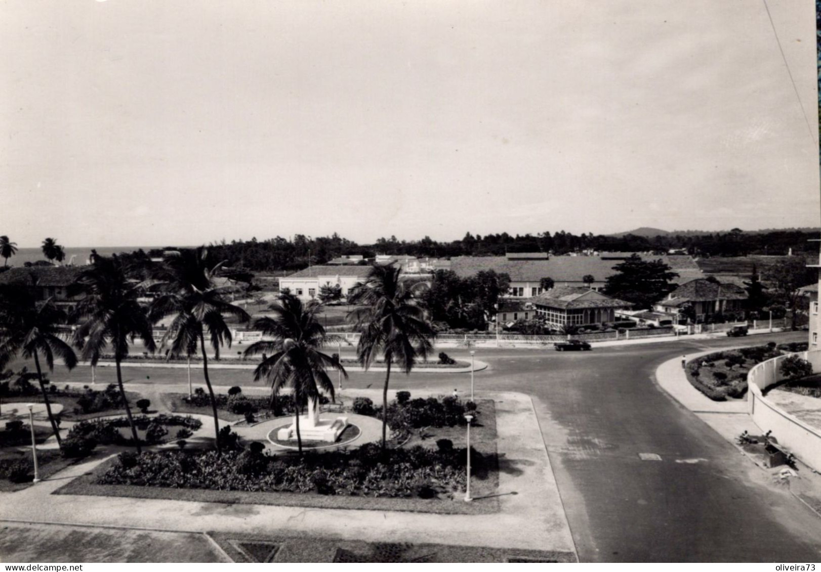 S. TOMÉ E PRINCIPE - Jardim (Vista Da Alfandega) - Sao Tome Et Principe