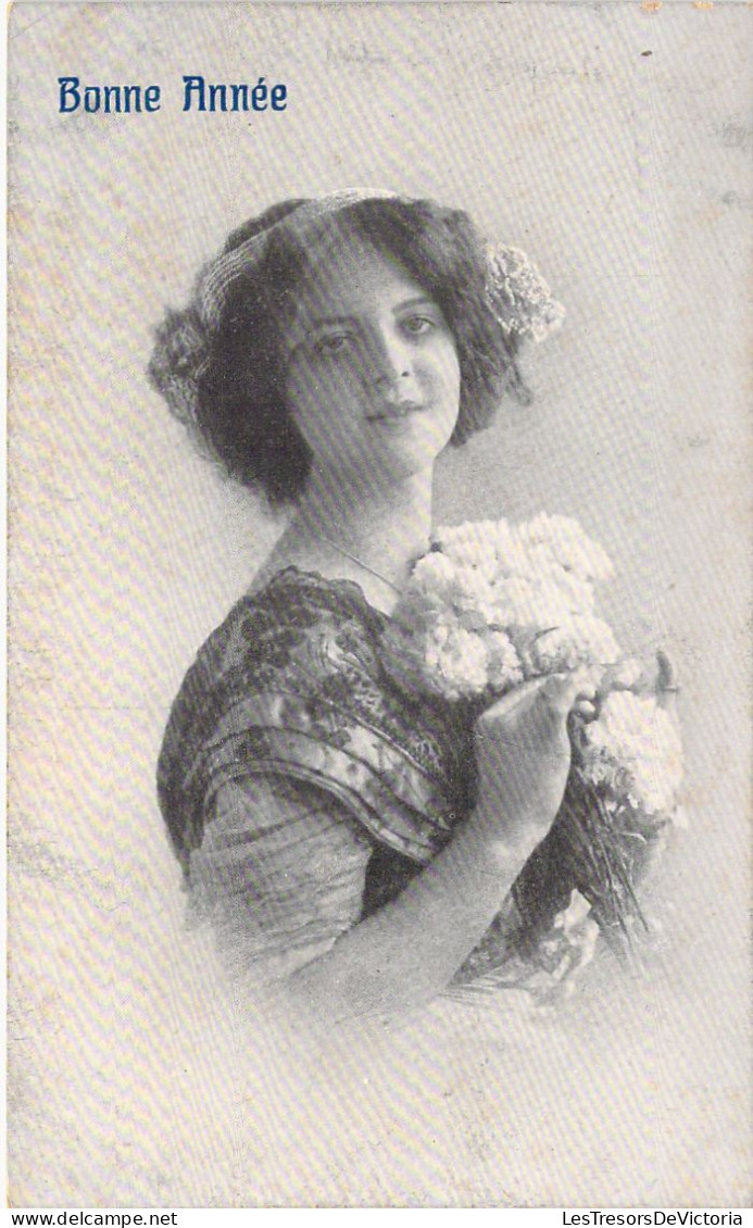 FANTAISIE - Femme Au Bandeau Dans Les Cheveux Et Fleurs - Bonne Année - Carte Postale Ancienne - Mujeres