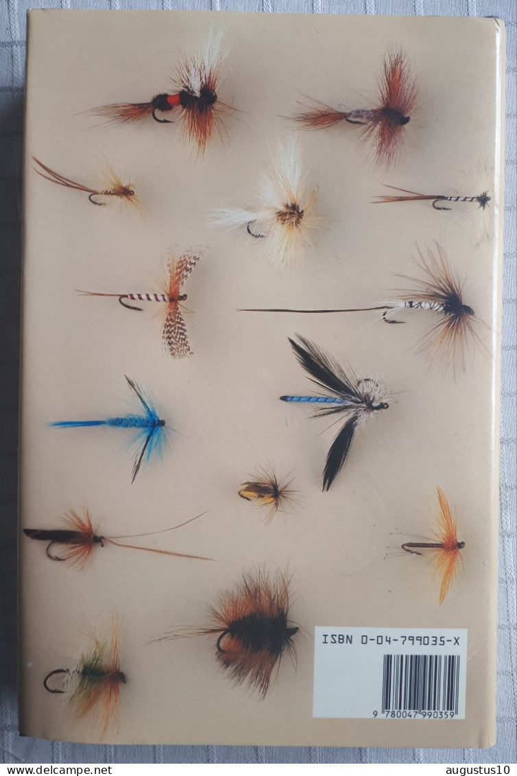 New Ill. DICTIONARY OF TROUT FLIES : JOHN ROBERTS 226 P. /680 Grams 21/16/4 Cm HARDCOVER NEW - Vida Salvaje