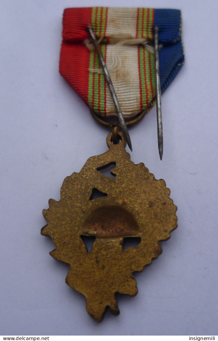 MEDAILLE  UNC , UNION NATIONALE DES COMBATTANTS - Voor 1871