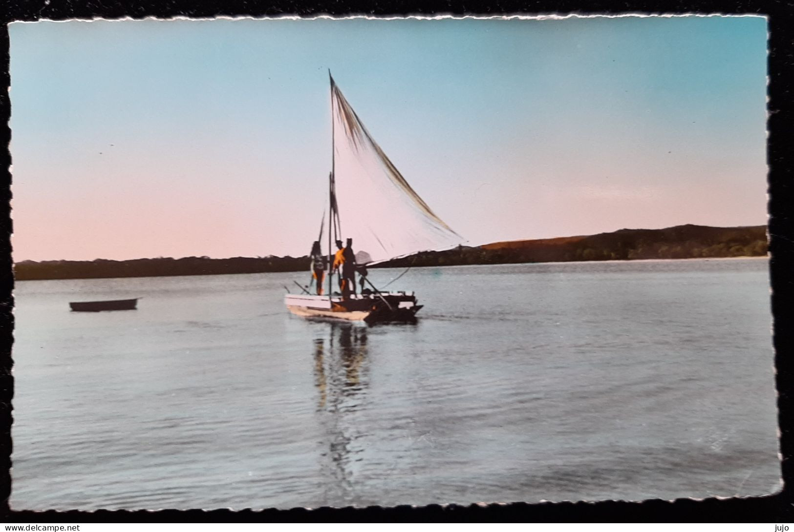 Nouvelle Calédonie - Pirogue De L'Ile Des Pins - Nouvelle Calédonie