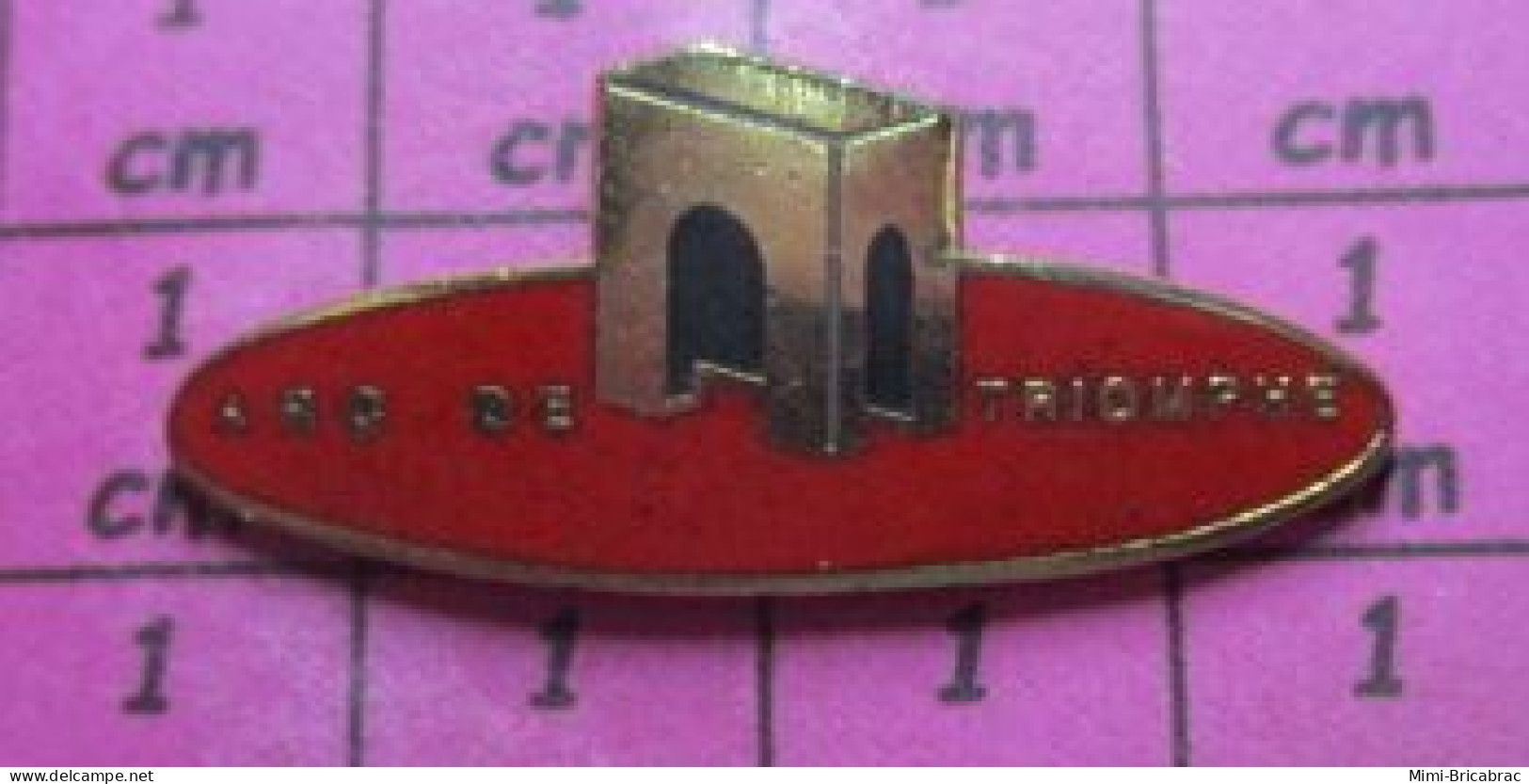 911c Pin's Pins / Beau Et Rare / VILLES / PARIS ARC DE TRIOMPHE - Espace