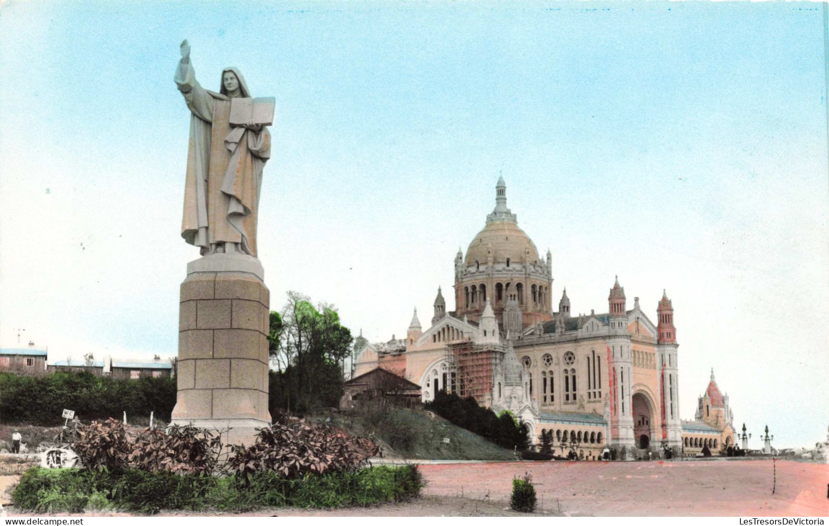 FRANCE - Lisieux (Calvados) - Rond-Point De L'Avenue De La Basilique - GALF - Colorisé - Carte Postale Ancienne - Lisieux