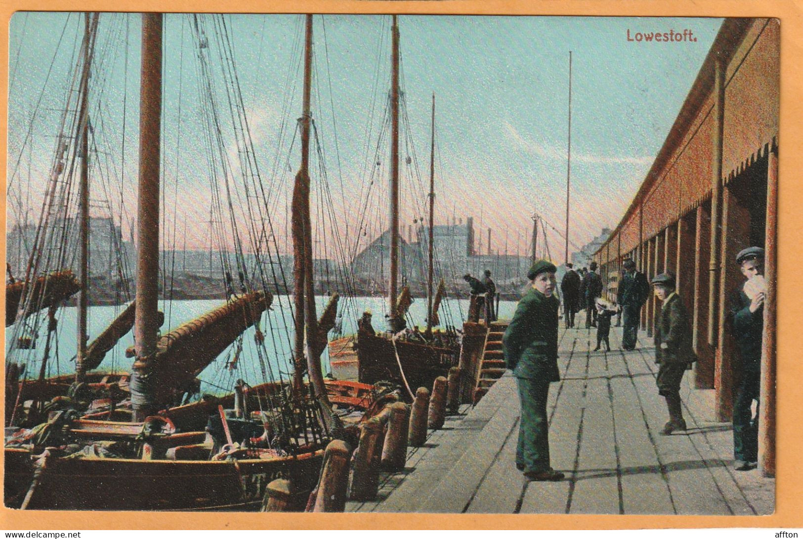 Lowestoft UK 1906 Postcard - Lowestoft