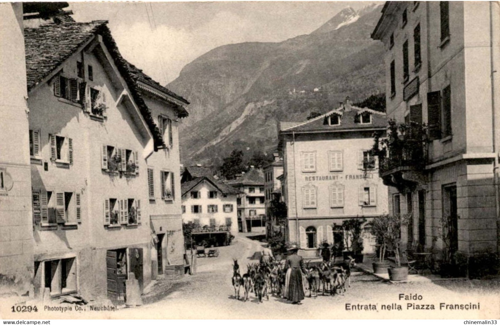 SUISSE FAIDO ENTRADA NELLA PIAZZA FRANSCI TRÈS BELLE ANIMATION  REIMPRESSION DE CARTE ANCIENNE COLLECTION E.B. 1970 - Faido