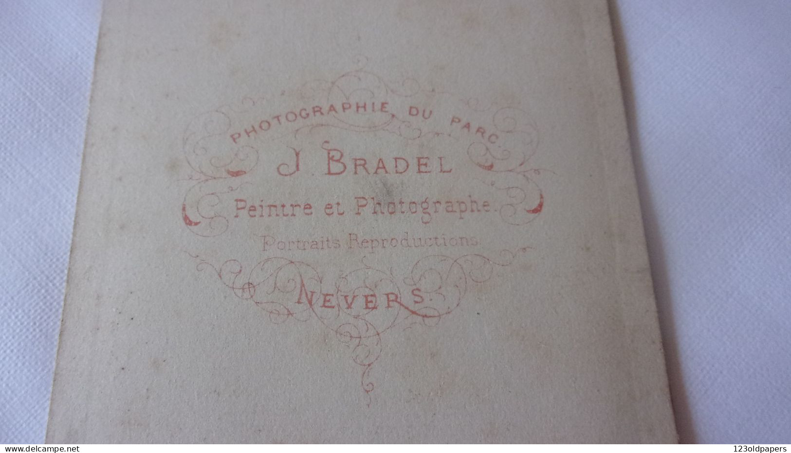 XIX EME CDV  PAR BRADEL NEVERS PAYSAN NIVERNAIS EN HABIT DU DIMANCHE CHAPEAU - Alte (vor 1900)