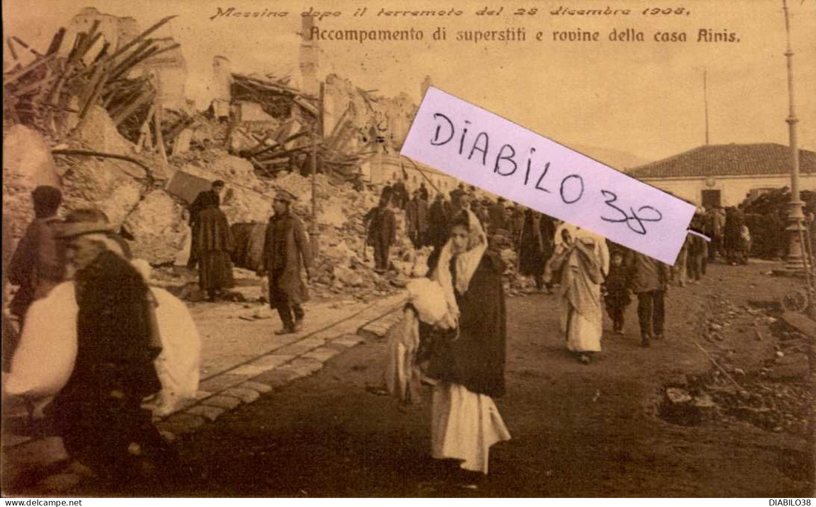 MESSINA DOPO IL TERREMOTO  DEL 28 DICEMBRE 1908 ( ITALIE )  ACCAMPAMENTO DI SUPERSTITI E ROVINE DELLA CASA AINIS - Catastrophes