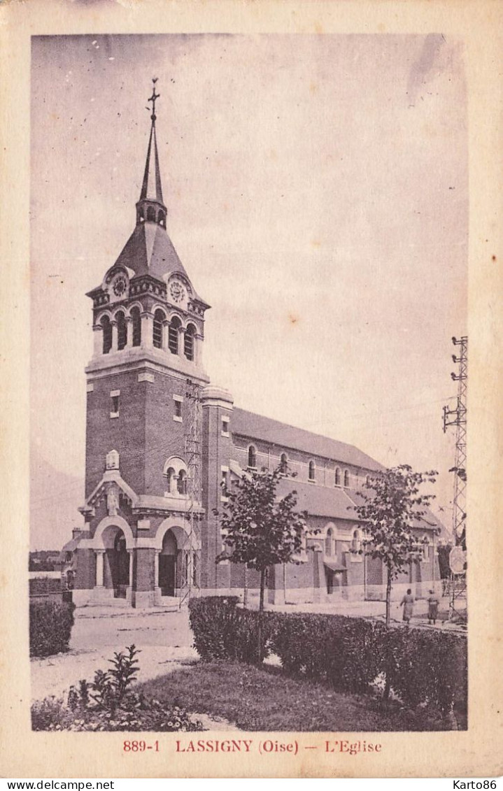 Lassigny * La Place De L'église - Lassigny