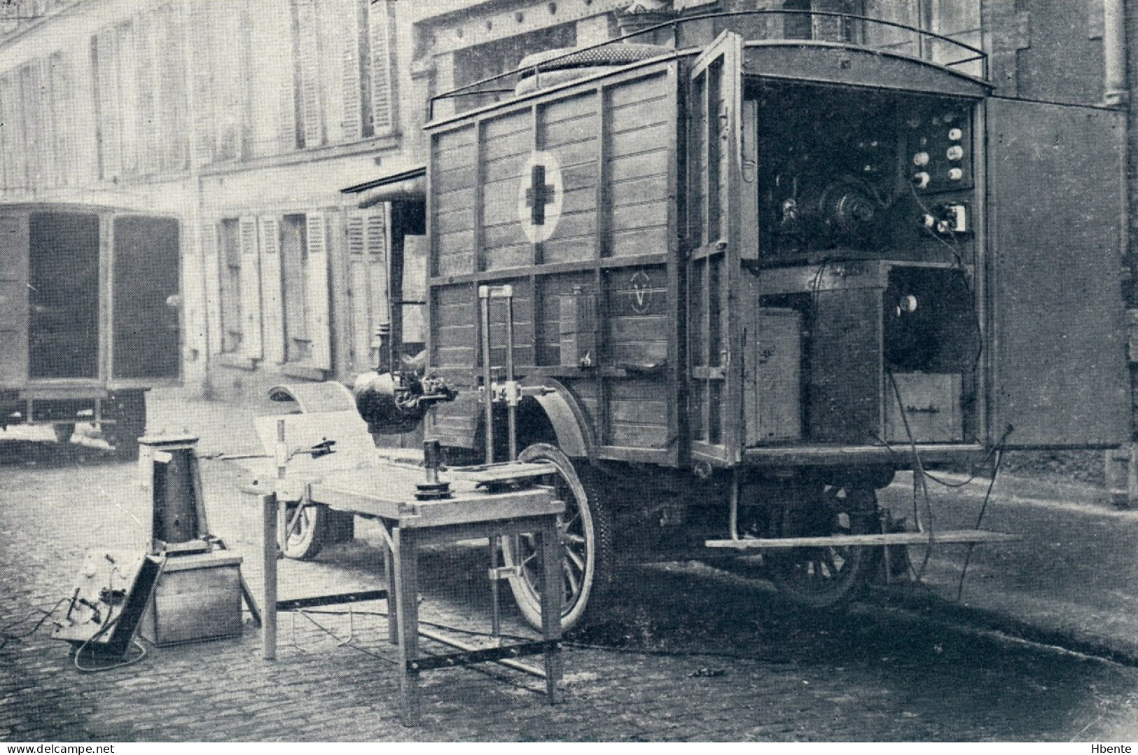 Equipage Radiologique - Petite Curie (Photo) - Automobile