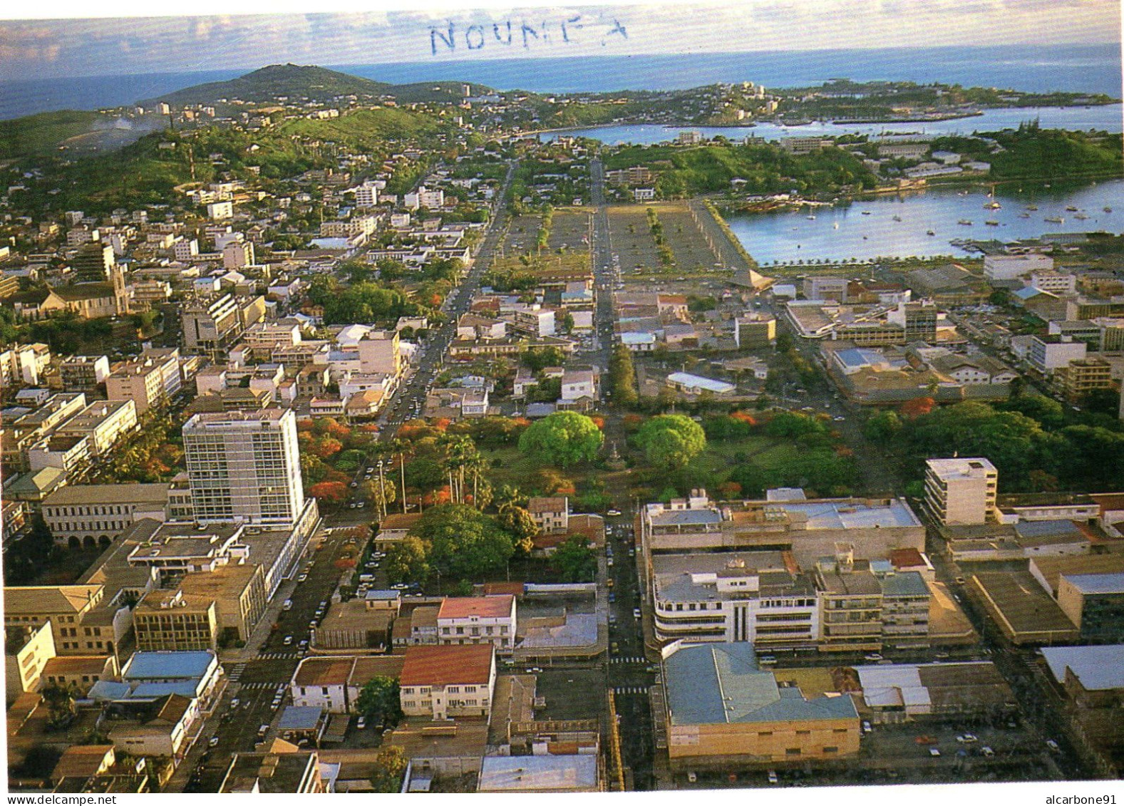 NOUMEA - Le Centre Ville - Nouvelle Calédonie