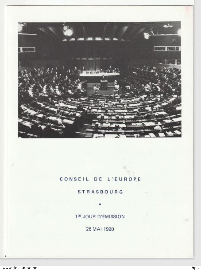 Encart Du Conseil De L'Europe Oblitéré 1er Jour 26 Mai 1990 Sur Timbres De Service 104 Et 105 - Brieven En Documenten