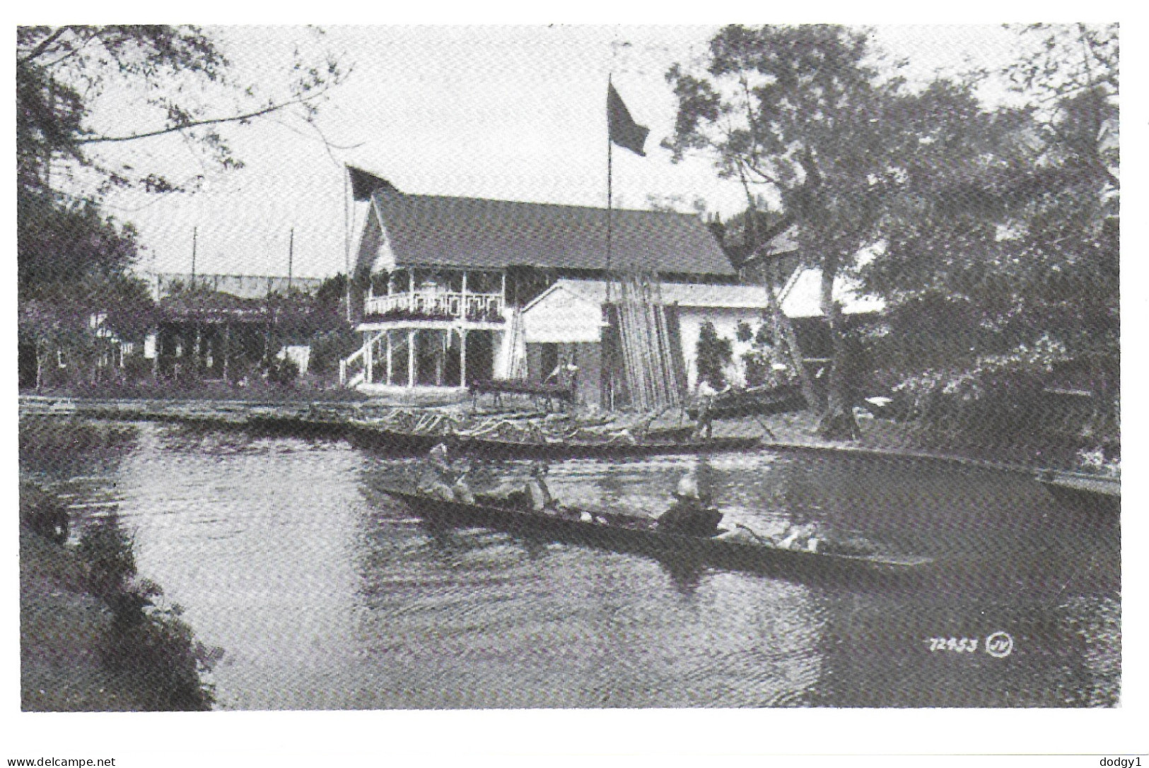 REPRODUCTION CARD. BOATHOUSES AND RIVER WEY, GUILDFORD, Circa 1916, SURREY, ENGLAND. UNUSED POSTCARD   Box1h - Surrey