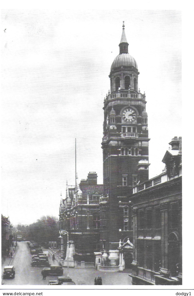 REPRODUCTION CARD. TOWN HALL, CROYDON, Circa 1950, SURREY, ENGLAND. UNUSED POSTCARD   Box1h - Surrey