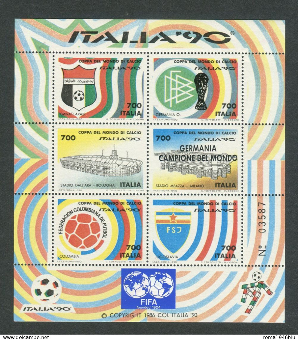 ITALIA REPUBBLICA 1990 FOGLIETTO FIFA ITALIA 90 GERMANIA CAMPIONE DEL MONDO ** MNH - 1981-90: Neufs