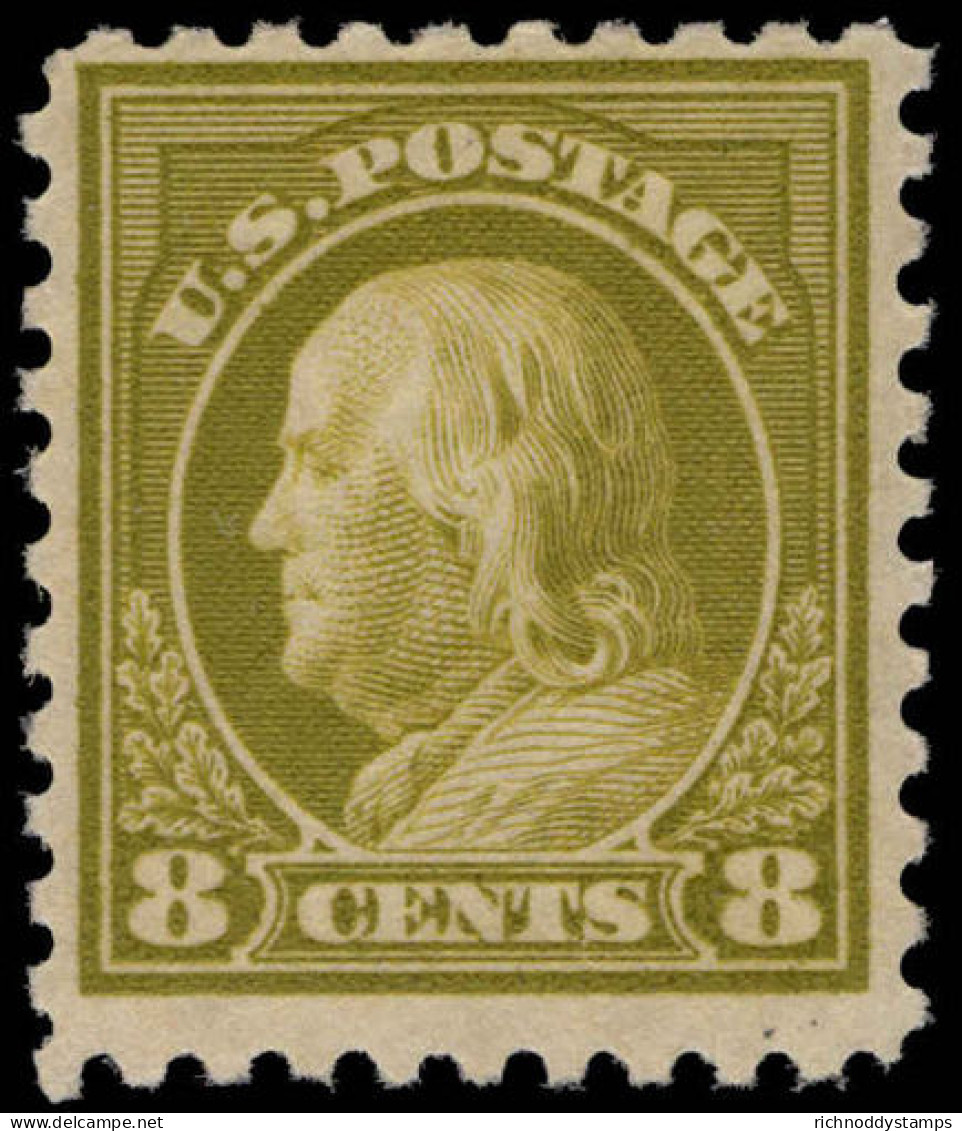 USA 1916-22 8c Yellow-olive No Wmk Perf 10 Fine Lightly Mounted Mint. - Unused Stamps