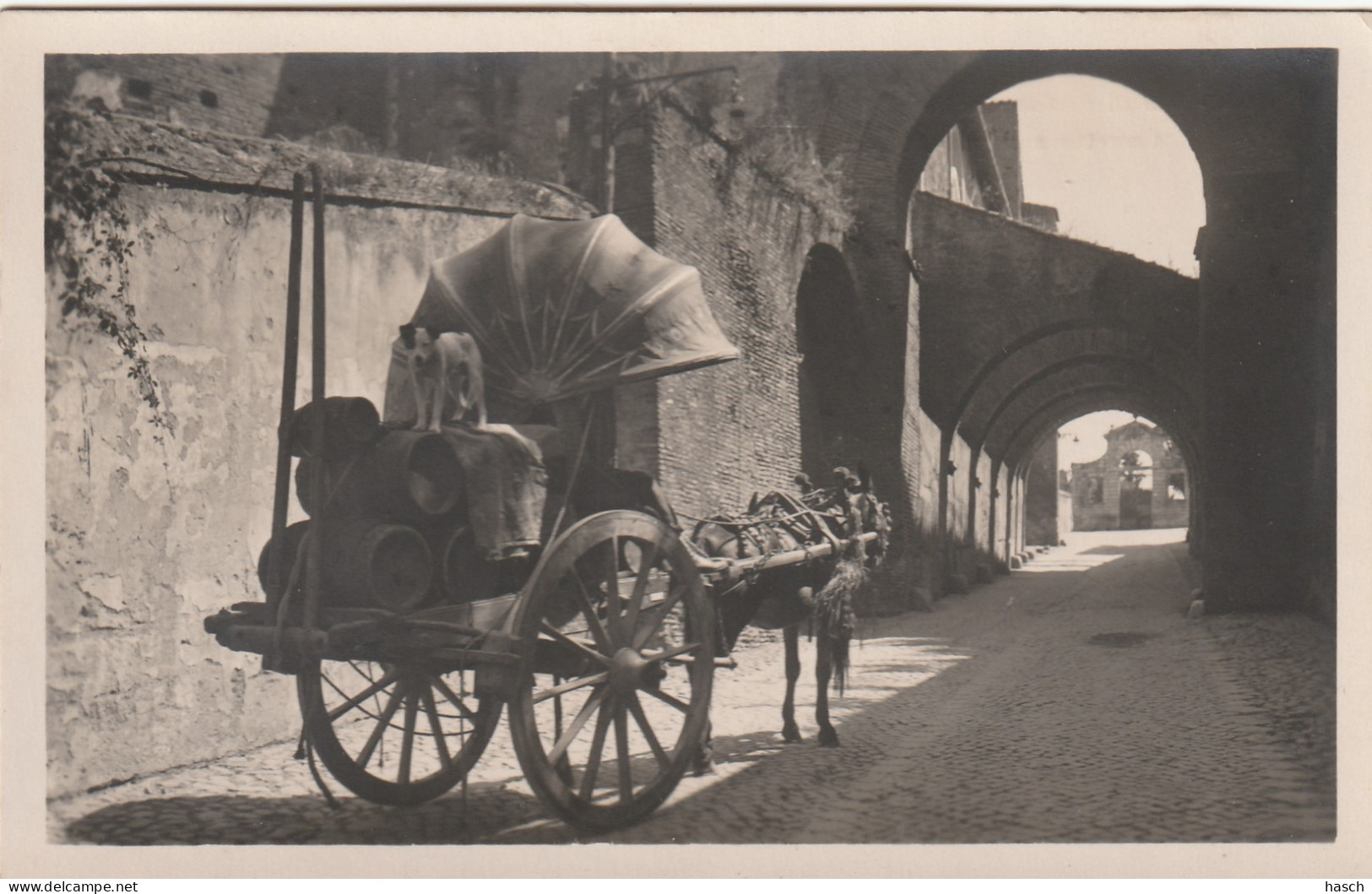 4900 10 Roma, Via Di S Giovanni E Paolo Carretto A Vino – Studio. 1926. - Transports