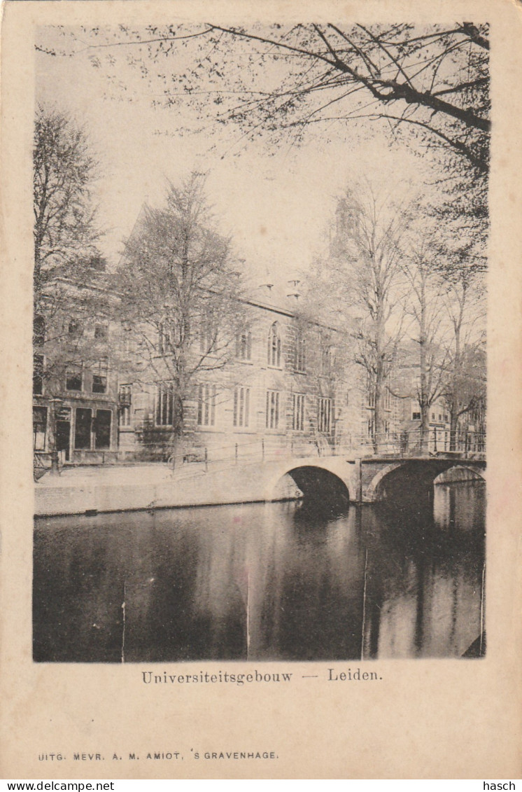 4903 81 Leiden, Universiteitsgebouw Rond 1900. - Leiden