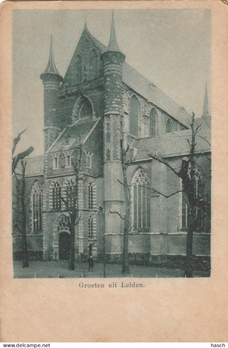 4903 82 Leiden, Groeten Uit Leiden Rond 1900. - Leiden
