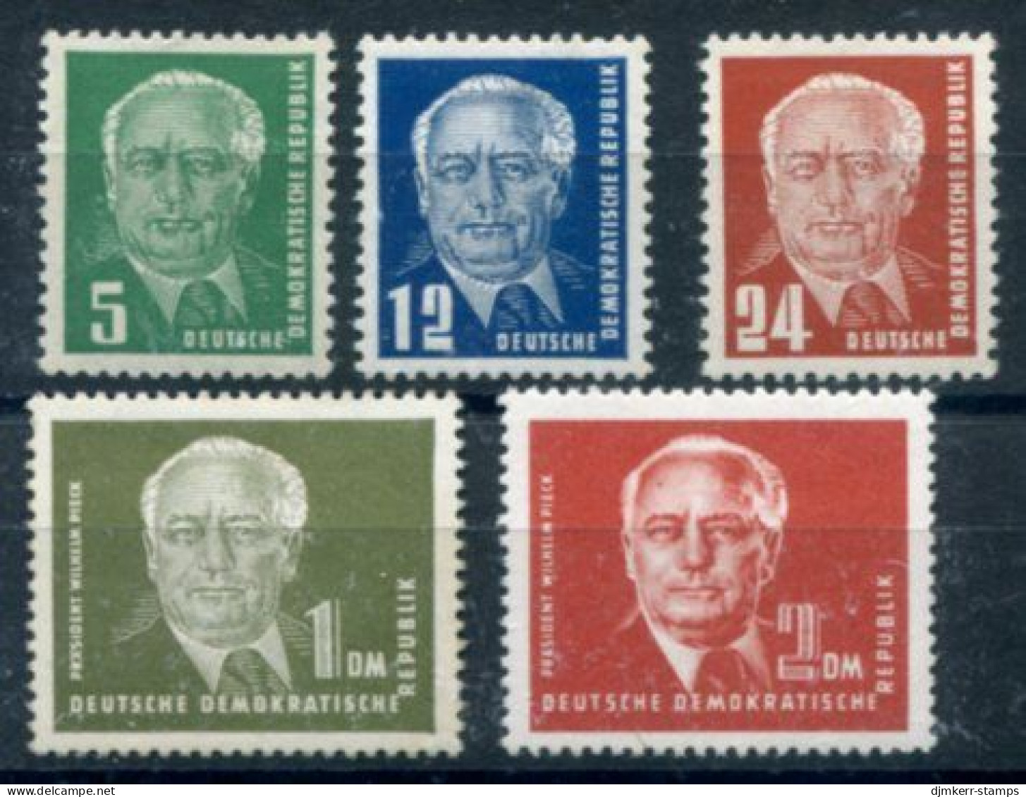 DDR / E. GERMANY 1952 Pieck Definitive II MNH / **..  Michel  322-26 - Unused Stamps