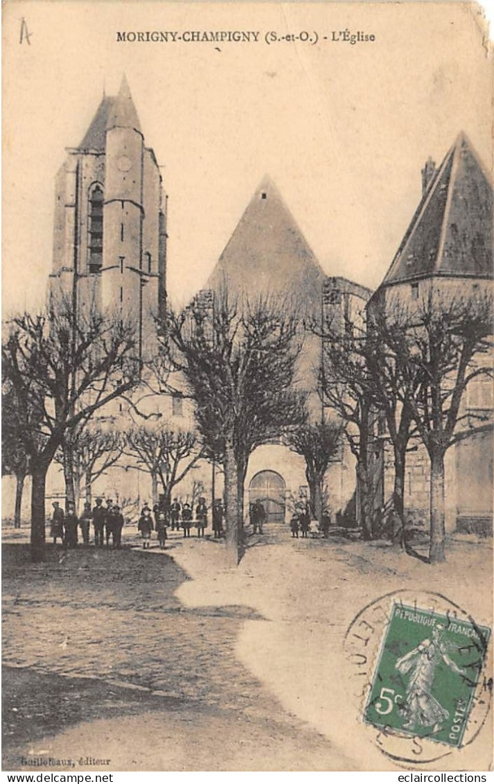 Morigny Champigny            91         Place Et Eglise  - Défaut D'angle -                (voir Scan) - Sonstige & Ohne Zuordnung