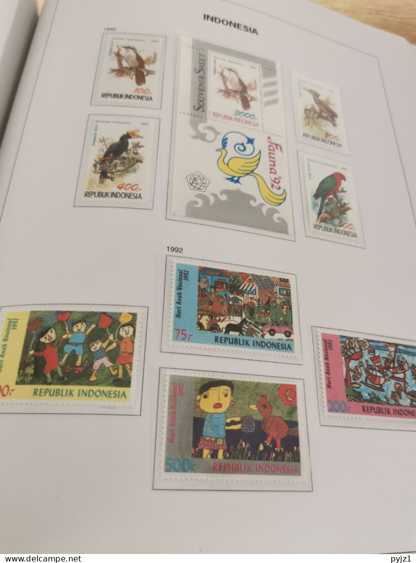 Indonesia MNH 1985-1999 in DAVO luxe album with slipcase